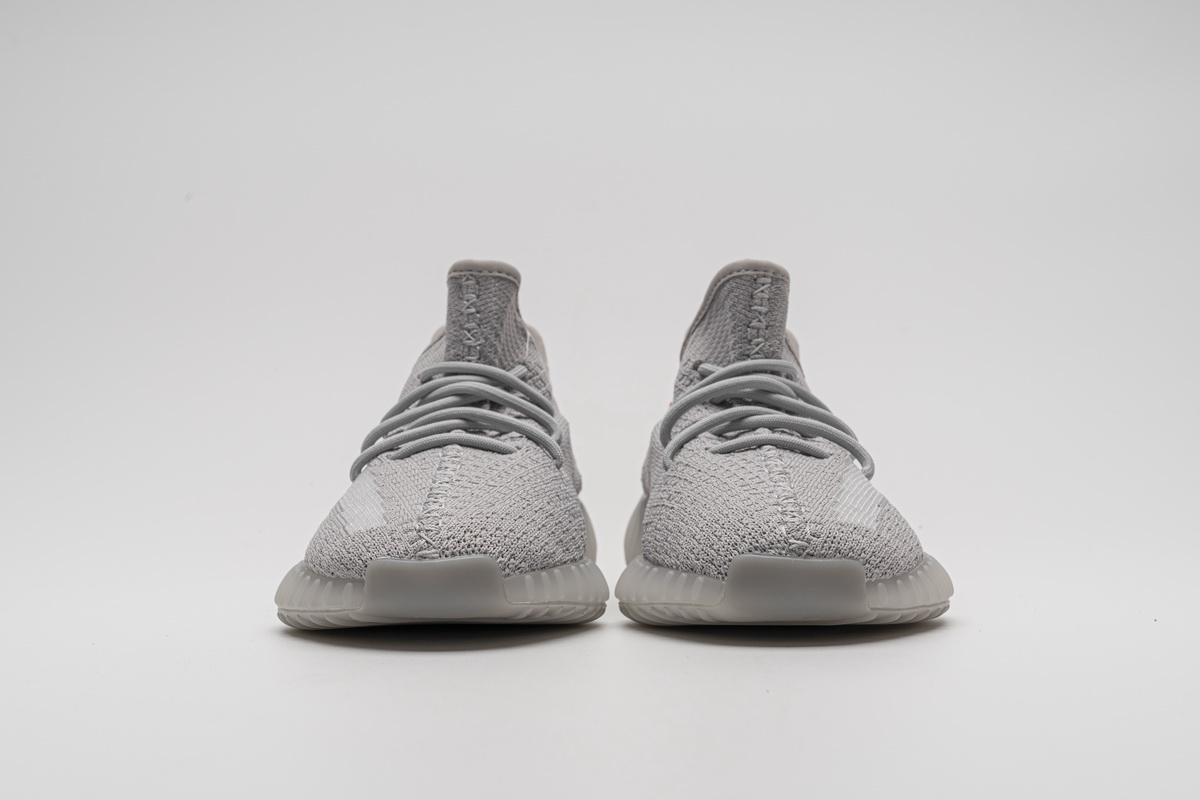 ADIDAS YEEZY BOOST TAIL LIGHT