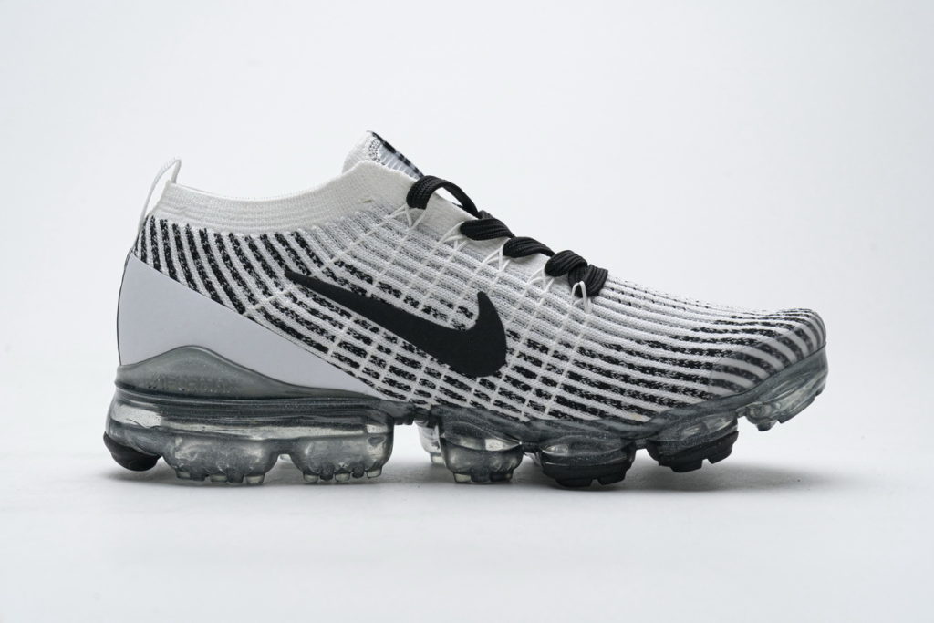 NIKE VAPORMAX