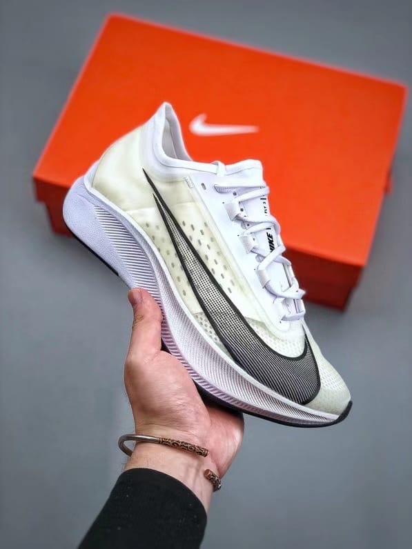 nike zoom fly 3 2021