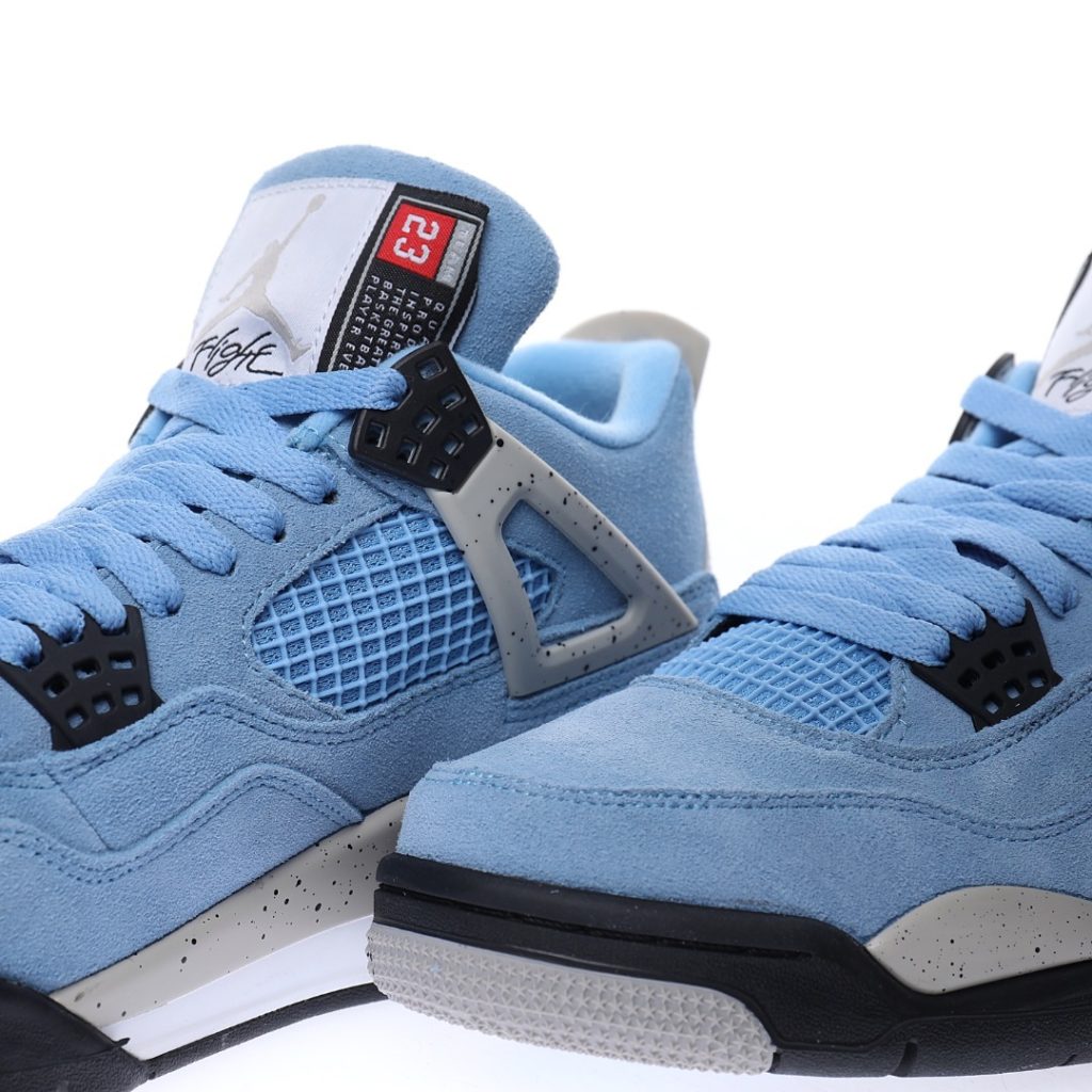 NIKE AIR JORDAN 4 RETRO University Blue