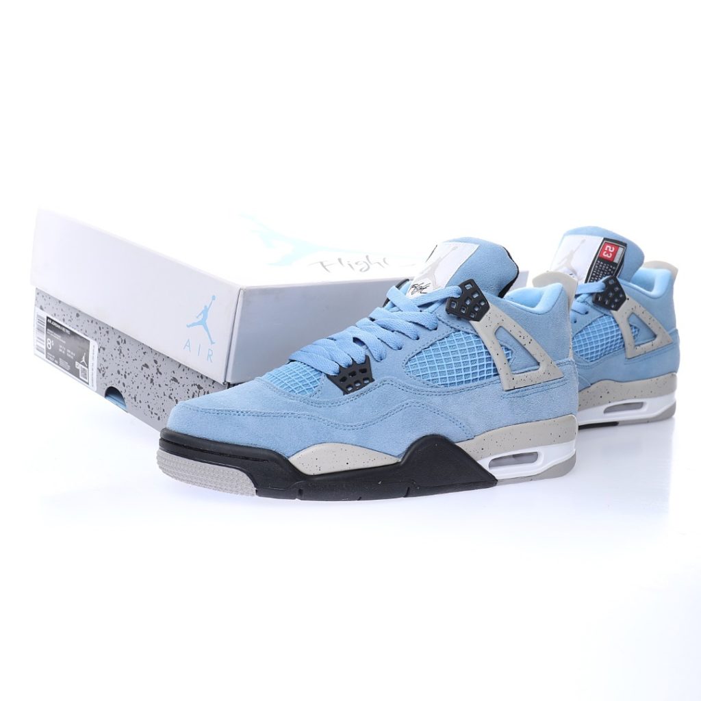 NIKE AIR JORDAN 4 RETRO University Blue