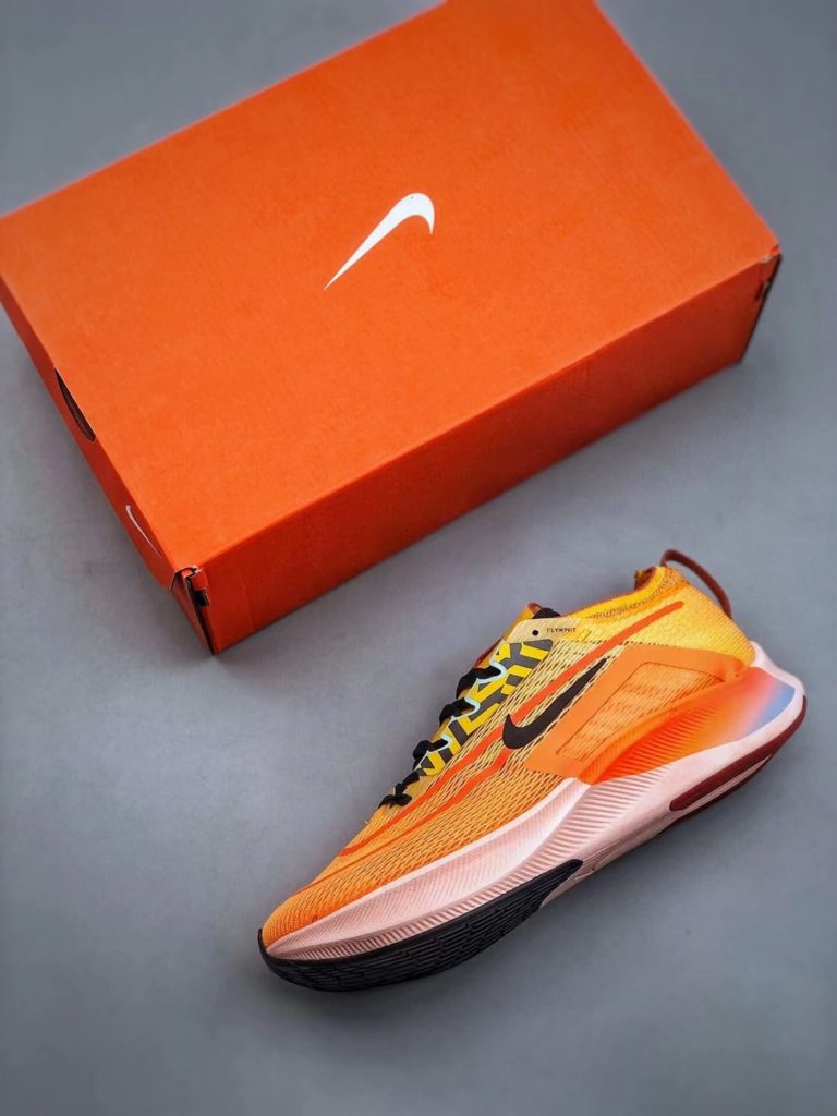 Nike Zoom Fly 4