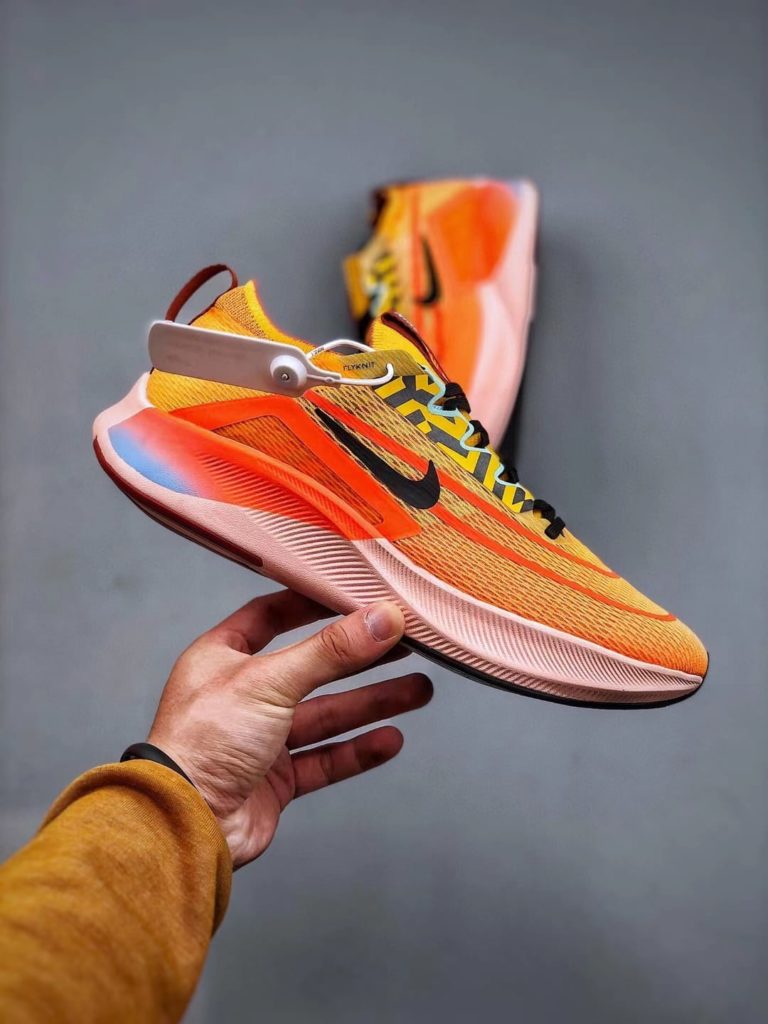 Nike Zoom Fly 4