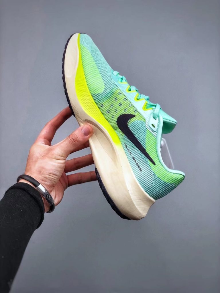 Nike Zoom Fly 5