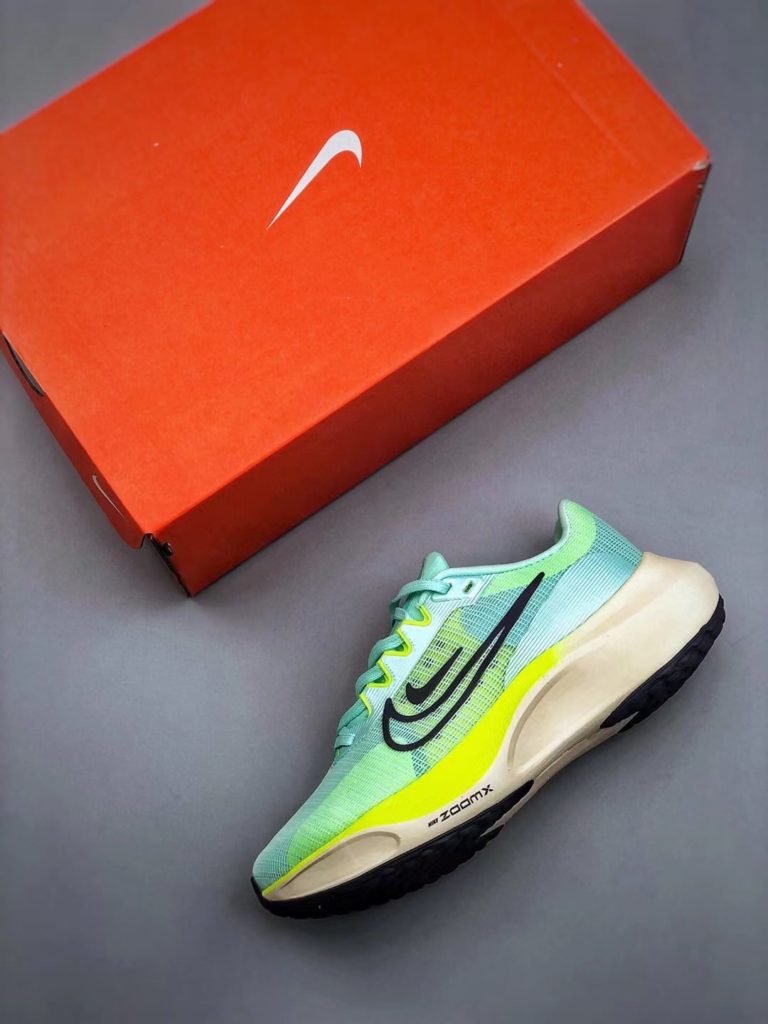 Nike Zoom Fly 5