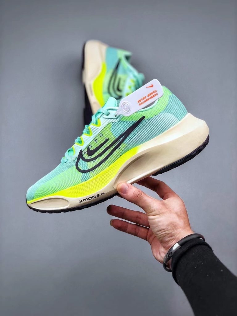 Nike Zoom Fly 5