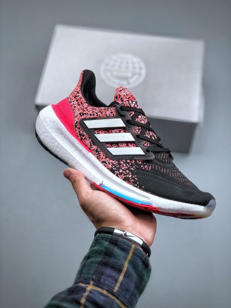 ADIDAS PUREBOOST 22