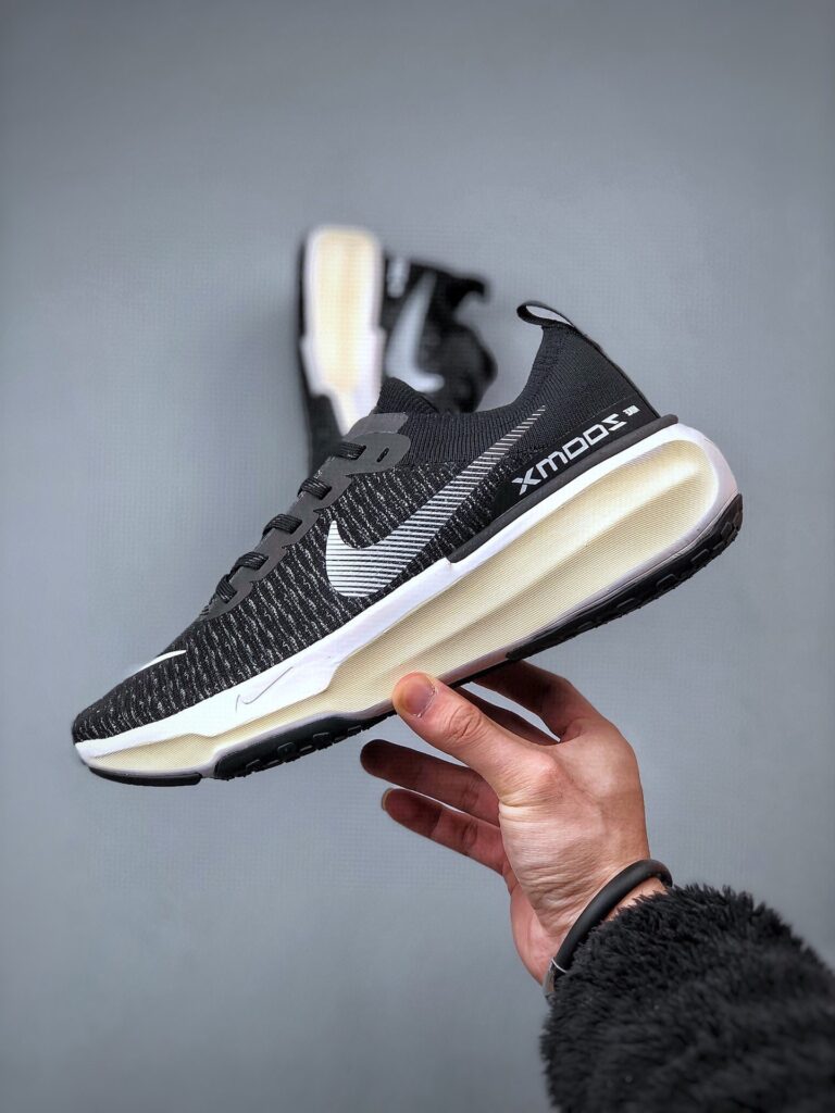 Nike ZoomX Invencible Run Flyknit  